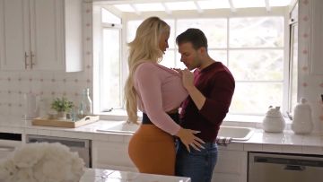 Busty Milf Alura Jenson Fucked In Kitchen Mundoporn Net