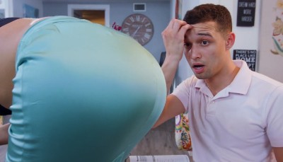 PentHouse – Crystal Rush: My Big Butt Stepmom 1