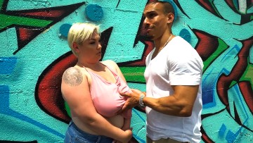 Met Leila on the Streets