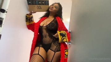 Olivia takes delivery guy’s BBC