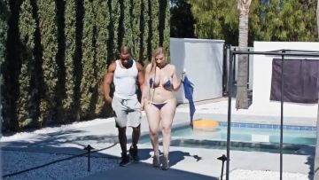 Sexy Poolside Pick Up