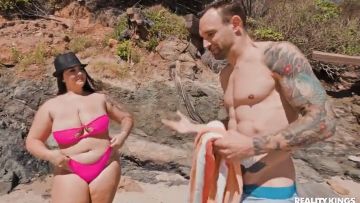 Beach Days (And Beach Fucks!)